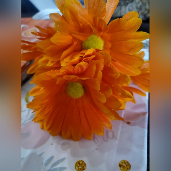 BABYSHOWER DECORATIONS *ORANGE LITTLE CUTIE THEME* - Picture 6 of 9